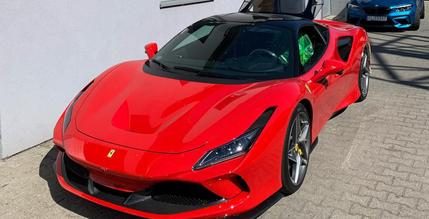 Ferrari F8 Tributo z wydechem Tubi