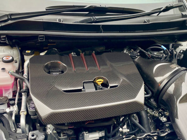 AP Toyota Yaris GR karbonowa osłona silnika