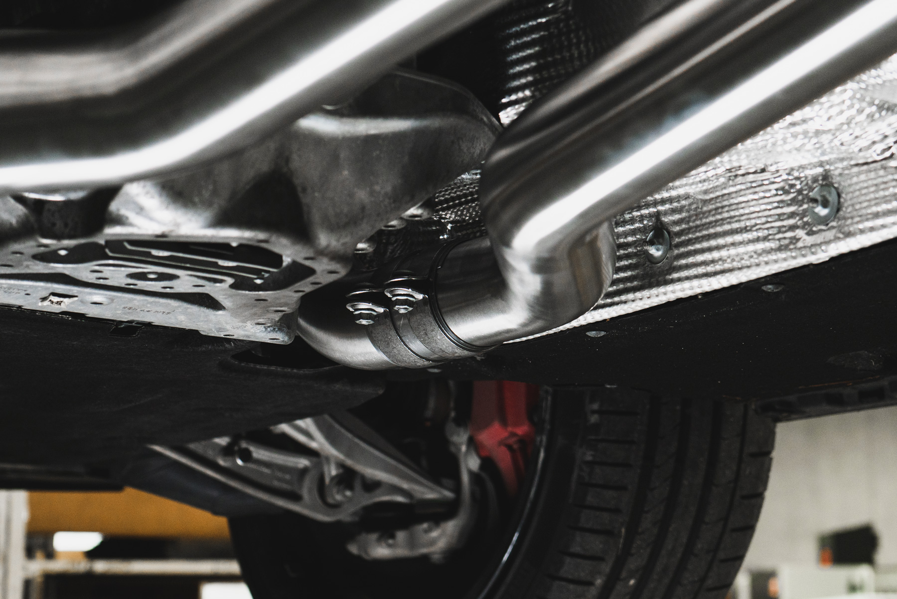 CTS Turbo Audi C8 RS6/RS7 zestaw usuwający środkowe tłumiki - obrazek 6