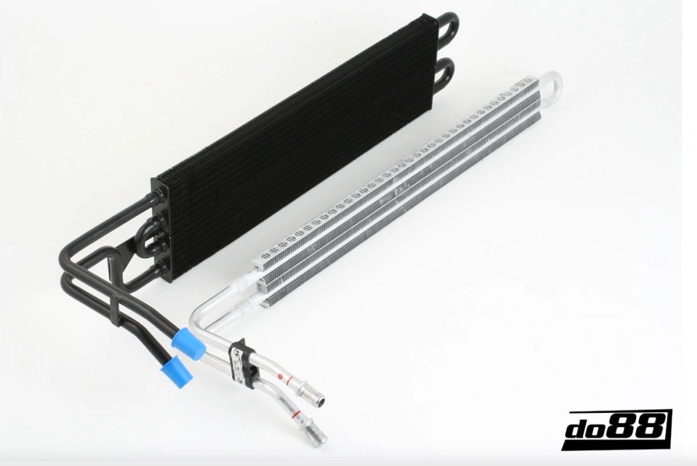 do88 BMW M3 E90 E92 wyścigowa chłodnica wspomagania - obrazek 2